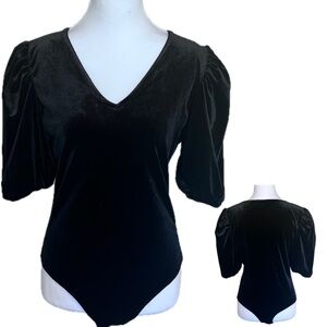 NWT Velour Velvet Stretch Black Bodysuit Puffed sleeves Sz Medium
